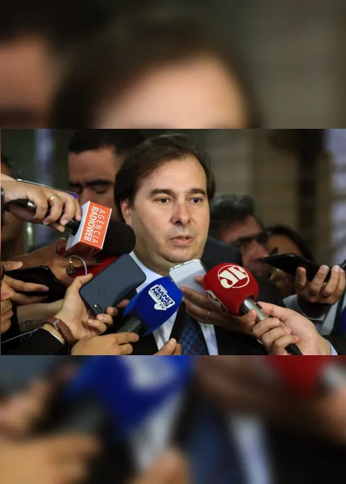 
                                        
                                            Rodrigo Maia diz que trabalha para votar reforma da Previdência em fevereiro
                                        
                                        