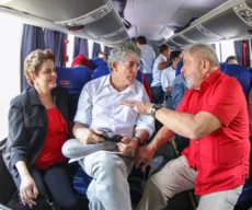 Ricardo Coutinho assina manifesto de governadores em defesa de Lula