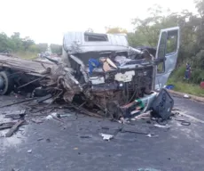 Corpos de paraibanos mortos no acidente em MG são transportados de carro para PB
