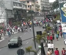 Protesto de ambulantes interdita vias do Centro de João Pessoa