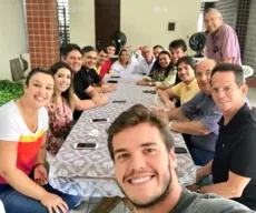 Tucanos postam foto descontraída de reunião que tende a ser tensa