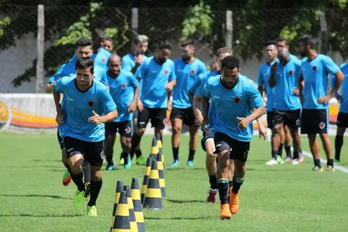 
				
					Botafogo-PB estreia na Copa do Brasil contra o Floresta-CE
				
				