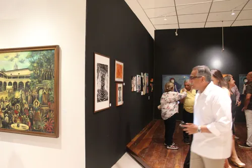 
				
					Celeiro Criativo reúne obras de artesãos e renomados artistas paraibanos
				
				