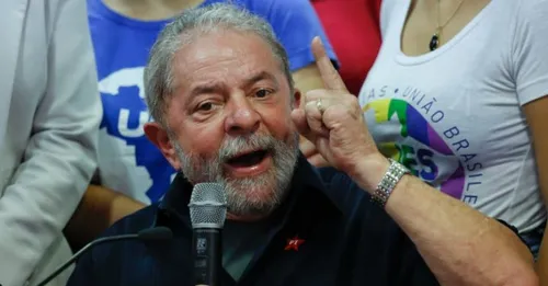 
				
					Movimentos organizam vigília e atos em defesa de Lula na Paraíba
				
				