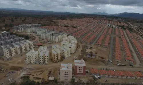 
                                        
                                            Casas do Aluízio Campos vão ser entregues até aniversário de CG
                                        
                                        