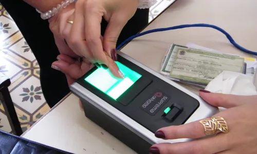 
                                        
                                            Eleições 2024: eleitores sem biometria vão poder usar e-título somente até o dia 8 de abril
                                        
                                        