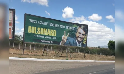 
				
					Vice-presidente do TSE, Luiz Fux libera outdoors de Jair Bolsonaro
				
				