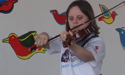 
                                        
                                            Escola Especial de Música do Espaço Cultural abre inscrições
                                        
                                        