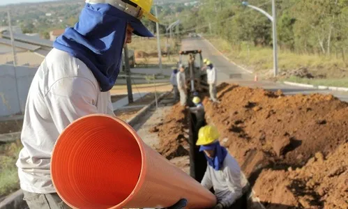 
                                        
                                            Governo anuncia pacote de R$ 350 milhões em obras para trimestre
                                        
                                        