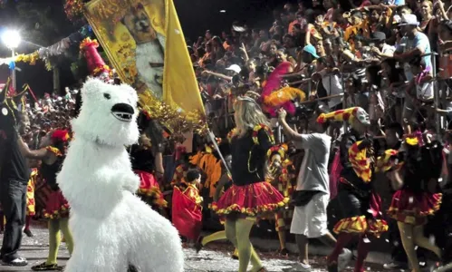 
                                        
                                            Carnaval Tradição: Ala Ursas encerram programação em JP
                                        
                                        