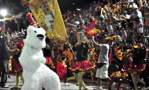 
                                        
                                            Carnaval Tradição: Ala Ursas encerram programação em JP
                                        
                                        