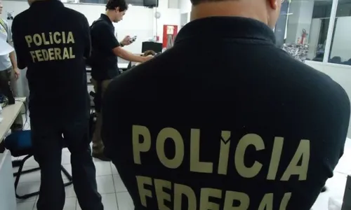 
                                        
                                            Operação da PF investiga desvio de recursos públicos em Alcantil
                                        
                                        