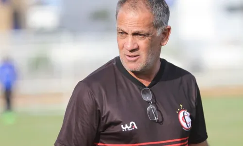 
                                        
                                            Técnico do Campinense compara time com o Corinthians
                                        
                                        