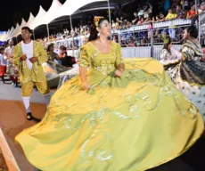 Tribos indígenas, clubes de frevo e escolas de samba animam desfiles do Carnaval Tradição