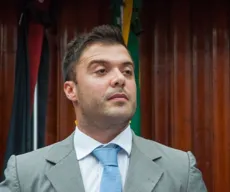 Na ALPB, bolsonarista Caio Roberto rasga elogios a Azevêdo e fala sobre relação do PL com Nilvan