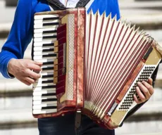 Núcleo de Artes de Monteiro inscreve para cursos de teclado, violão e sanfona