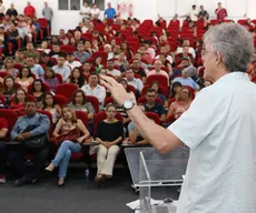 Governador cria Programa de Educação Integral através de Medida Provisória