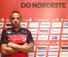 Formado no futebol carioca, Romarinho é novo reforço do Campinense