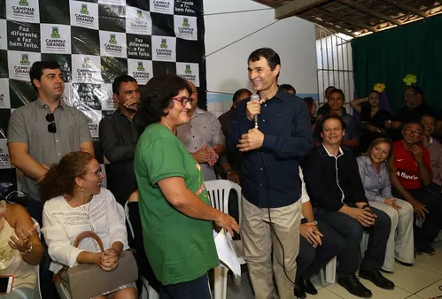 
				
					Romero defende que oposição defina candidato ao governo até março
				
				