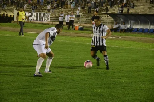 
				
					Em jogo de 6 gols, Botafogo-PB goleia o Treze em Campina Grande
				
				