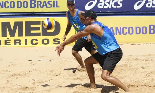 
                                        
                                            Paraibanos largam bem e se classificam para oitavas de final no torneio masculino
                                        
                                        