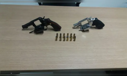 
				
					Polícia apreende oito armas de fogo em cerca de seis horas na Paraíba
				
				