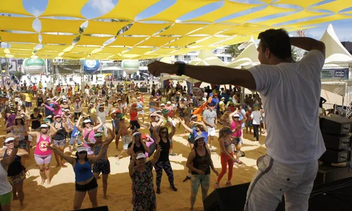 
                                        
                                            Busto de Tamandaré recebe último dia da Arena Verão Numa Boa
                                        
                                        