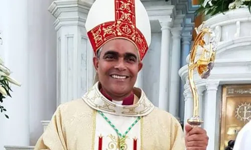 
                                        
                                            Bispo de Guarabira é agredido verbalmente por bolsonaristas após missa
                                        
                                        