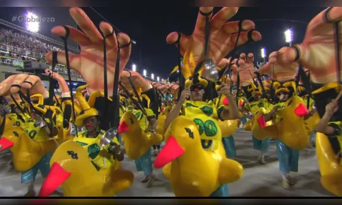 
				
					Protestos contra a classe política marcam desfiles do carnaval de São Paulo e do Rio
				
				