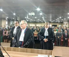 Romero Marcelo pede que 'democracia seja restaurada' em posse na presidência do TRE