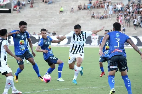 
				
					Botafogo-PB goleia o Atlético de Cajazeiras e vai pegar o Sousa na próxima fase
				
				