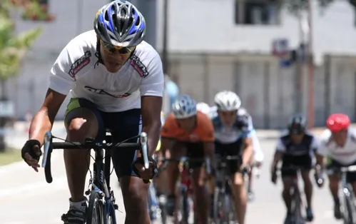 
				
					Ciclistas participam de evento em prol do Hospital São Vicente de Paulo
				
				