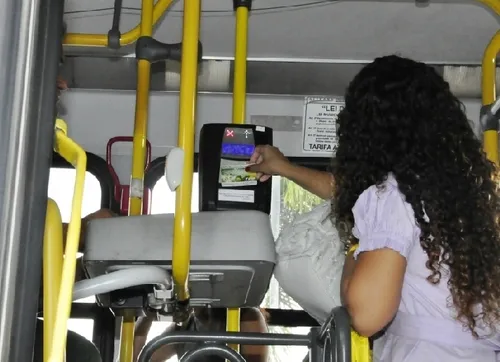 
				
					Passagem de ônibus: novos valores passam a vigorar em João Pessoa
				
				