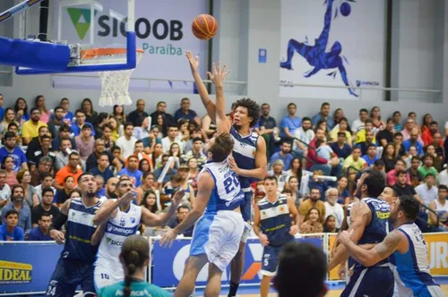 
				
					Unifacisa estreia na Liga de Ouro de Basquete com derrota para o São José
				
				