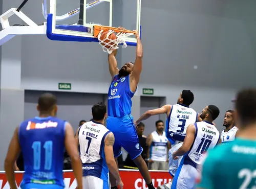 
				
					Basquete Unifacisa deixa vitória escapar contra o Londrina
				
				