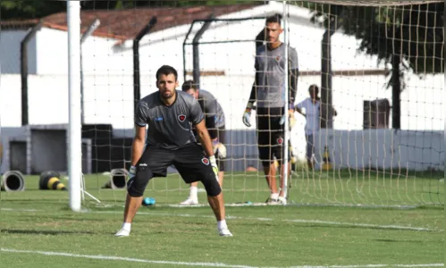 
				
					Saulo conquista a vaga de goleiro titular do Botafogo pelo resto do ano
				
				