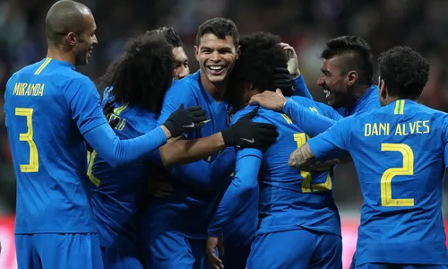 
                                        
                                            Seleção Brasileira vence a Rússia por 3 a 0 no principal estádio da Copa do Mundo
                                        
                                        