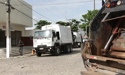 
                                        
                                            TCE aprova licitações de R$ 6,8 mi para coleta e transporte de lixo no Conde
                                        
                                        