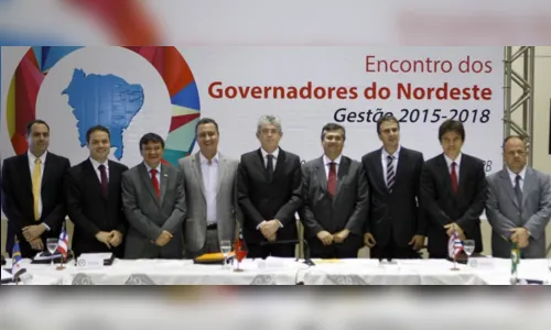 
				
					Governadores do Nordeste se reúnem no Piauí para debater segurança pública
				
				