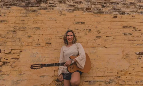 
                                        
                                            Juliana Almeida toca Elis, Alcione e João Bosco no Sabadinho Bom
                                        
                                        