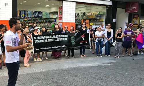 
                                        
                                            Campinenses fazem protesto contra morte de Marielle Franco
                                        
                                        