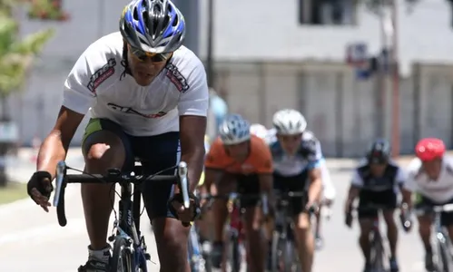 
                                        
                                            Ciclistas participam de evento em prol do Hospital São Vicente de Paulo
                                        
                                        