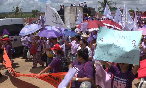 
                                        
                                            Cerca de 8 mil participam de Marcha Pela Vida das Mulheres no Brejo
                                        
                                        