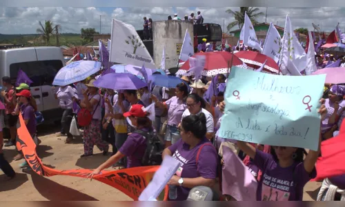 
				
					Cerca de 8 mil participam de Marcha Pela Vida das Mulheres no Brejo
				
				