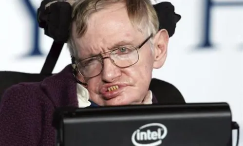 
                                        
                                            Morre o físico britânico Stephen Hawking, um dos maiores cientistas do mundo
                                        
                                        