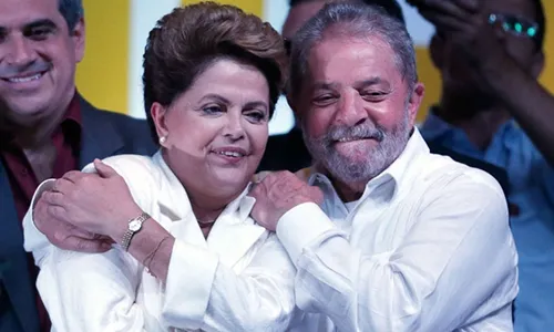 
                                        
                                            Fachin manda denúncia contra Lula e Dilma para Justiça Federal no DF
                                        
                                        