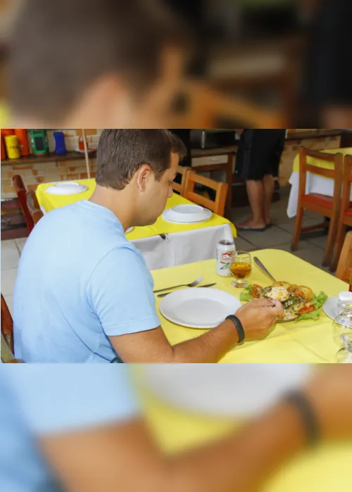 
                                        
                                            Trabalhador gasta mais de R$30 no almoço na Paraíba, diz levantamento
                                        
                                        