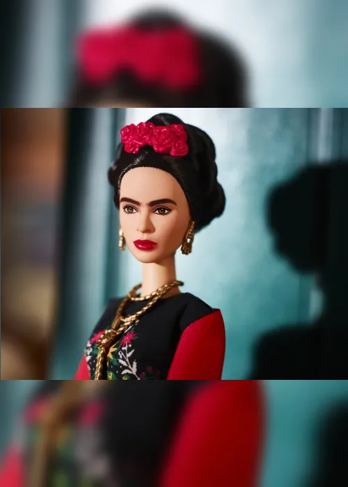 
                                        
                                            Barbie cria boneca da Frida Kahlo no Dia Internacional da Mulher
                                        
                                        