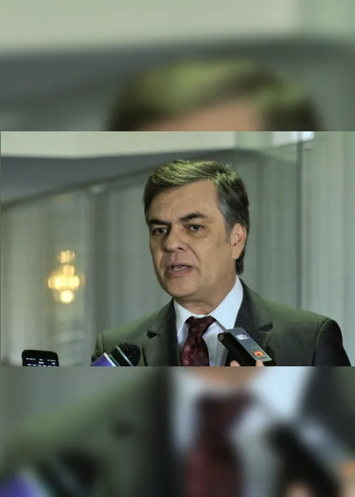 
                                        
                                            Cássio sugere que Temer demita o presidente da Petrobras e acusa falta de governo
                                        
                                        
