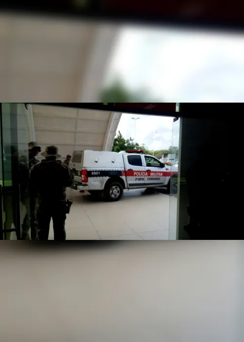 
                                        
                                            Após troca de tiros com a PM, suspeitos de ataques a bancos são presos em Campina Grande
                                        
                                        